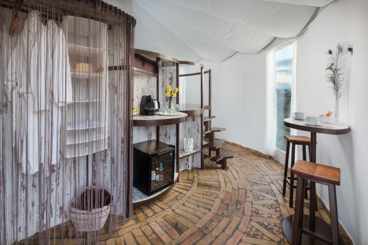 Homoki Lodge Bed & Beyond Glamping (Adults Only) Ruzsa Exterior photo